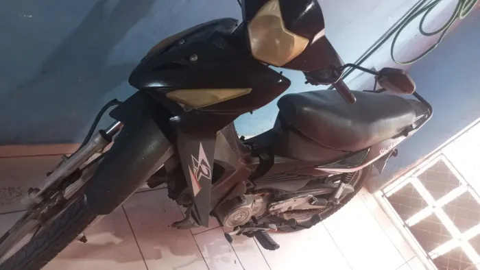 Vendo moto 