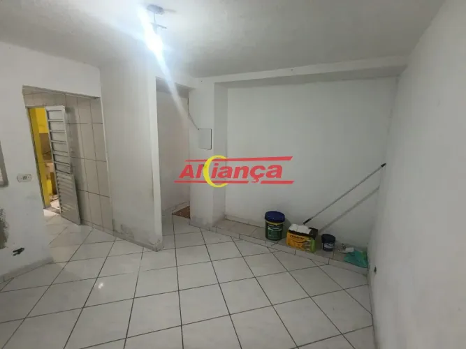 Casa não individual 46m², com 1 quarto para locação Jardim São João - Guarulhos