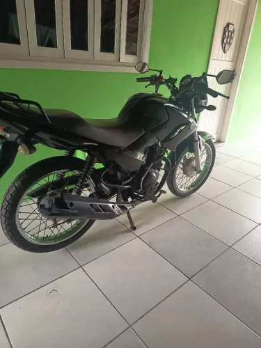 Vendo moto 