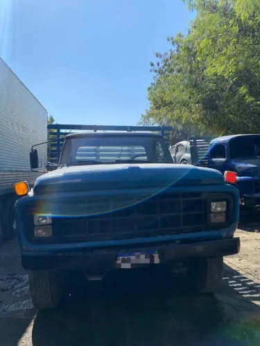 CAMINHÃO FORD F11000