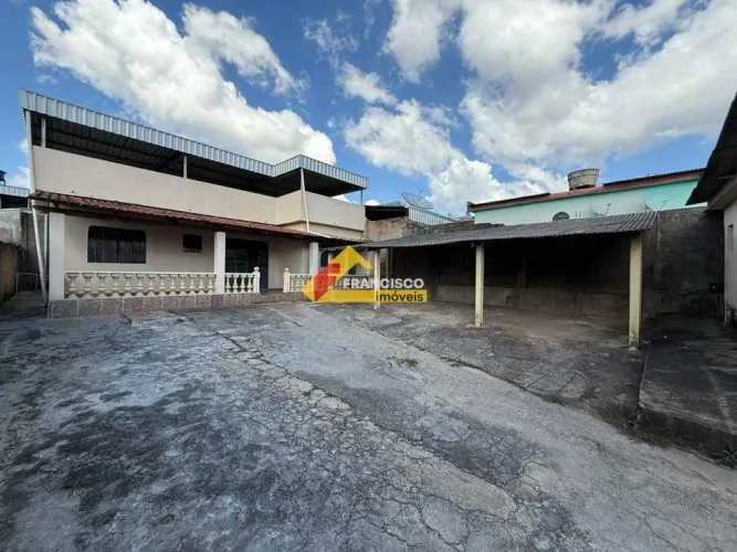 Casa para aluguel, 3 quartos, 3 vagas, Nações - Divinópolis/MG