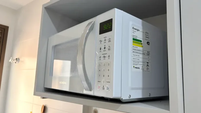 Microondas mondial 21 lts