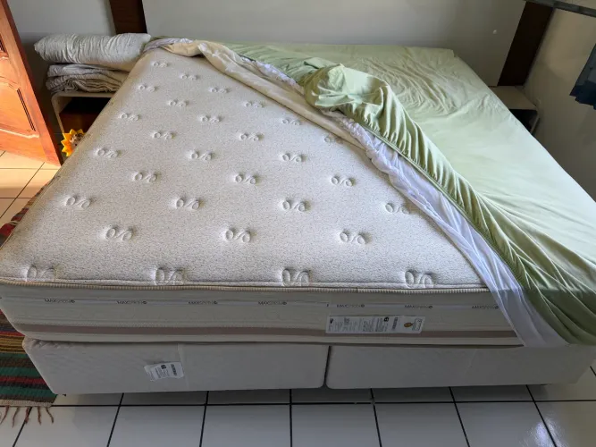 Cama King Size completa 