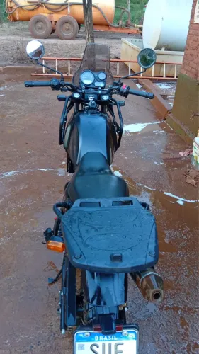Royal Enfield Himalayan 411 2024 - 10.700 km, Revisada, com Baú e Protetores - R$21.000