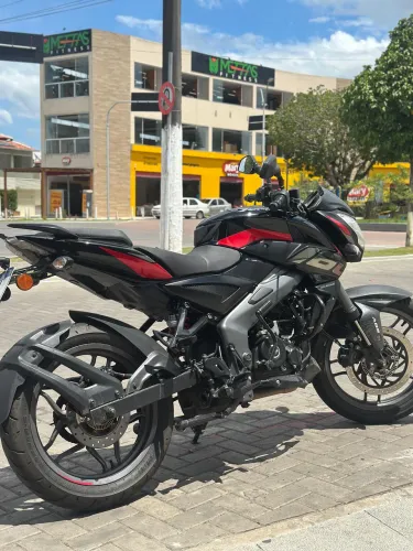 Moto Dominar 160