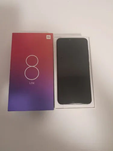 Smartphone Mi 8 Lite-Bom