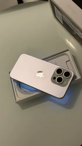 iPhone 15 Pro 128gb branco