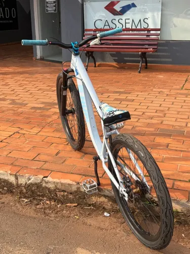 Quadro hupi naja 2025