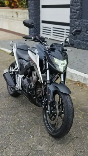 Honda CB 300F Twister 2026 - Nova geração