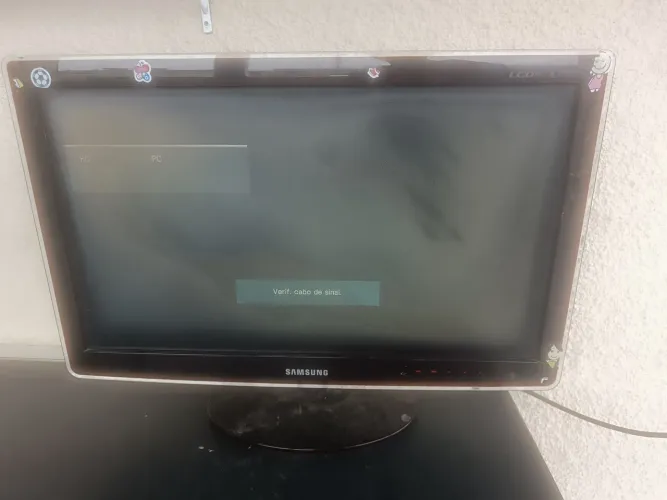 TV Monitor Samsung 27p