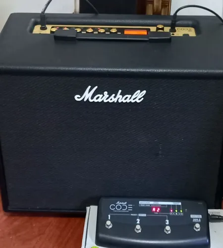 Marshall Code 50 + pedal footswitch 
