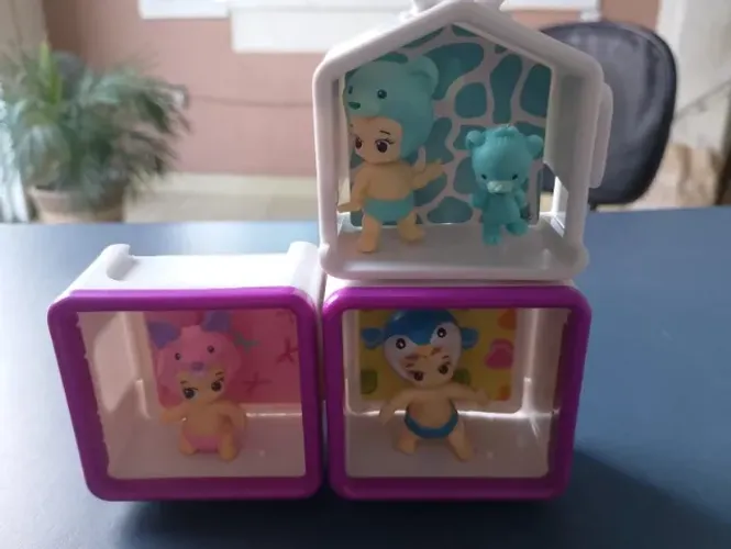 Brinquedo miniatura Two Zies Baby e Pets