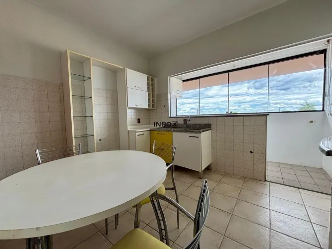 INBOX CIA IMOBILIÁRIA ALUGA, APARTAMENTO EM BENTO GONÇALVES NO BAIRRO BOTAFOGO.