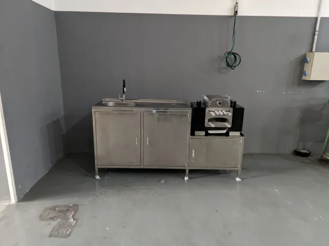 Churrasqueira Hot box e balcão de inox