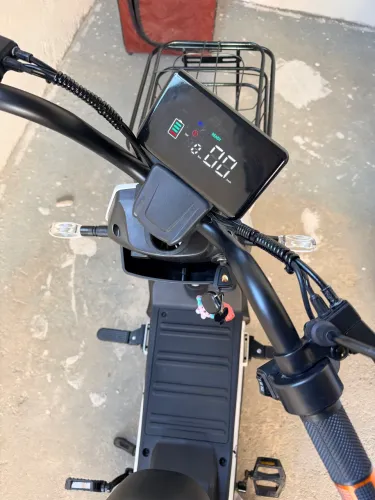 Scooter elétrica 1000w bateria lítio