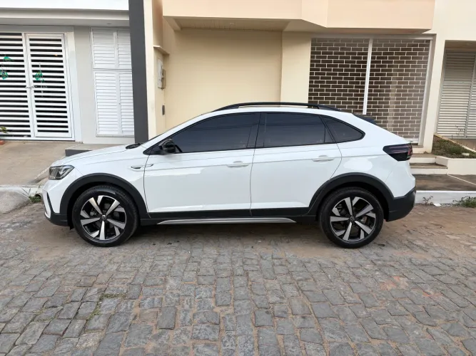 Volkswagen Nivus Highline 1.0 200 TSI Flex AUT 2021