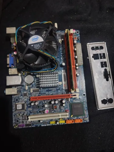 kit placa mãe 775 DDR3 com 4gb de ram