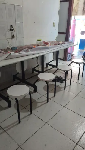 Mesa refeitório ENTREGO LEIA