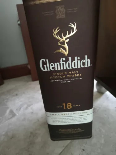 Bebida alcoólica glenfiddich 