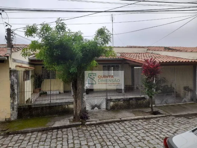 Casa com 2 dormitórios à venda, 133 m² por R$ 220.000,00 - Vila Carmem - Cachoeira Paulist