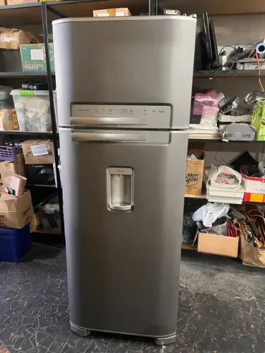 Geladeira Electrolux Frost Free DW49X