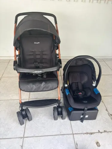Vendo Carrinho de bebê Rio k, bebê conforto Turing e base veicular da Burigotto 
