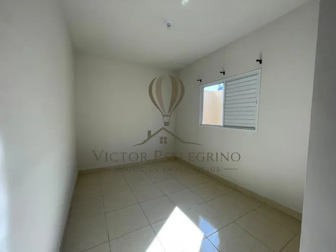 Casa para Locação em Boituva, Flora Ville, 2 dormitórios, 1 banheiro, 2 vagas