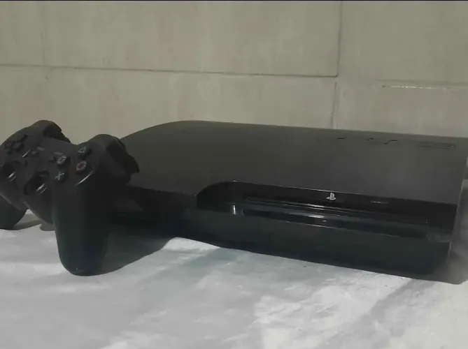 PS3 DESBLOQUEADO COM 2 CONTROLES
