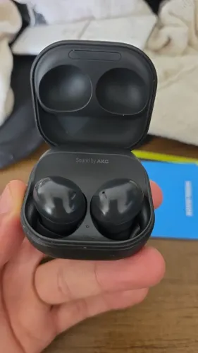 Galaxy Buds 2 Pro.