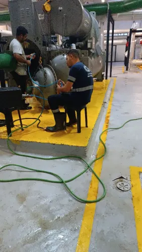 Profissional refrigeração