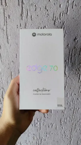 Motorola Edge 70 - 512GB - 24GB RAM (12GB + 12GB RAM Boost) - Cloud Dancer 