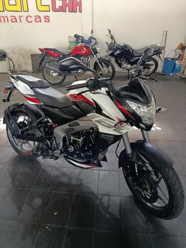 BAJAJ Dominar 160 ano 25/25 com 9.000 kms