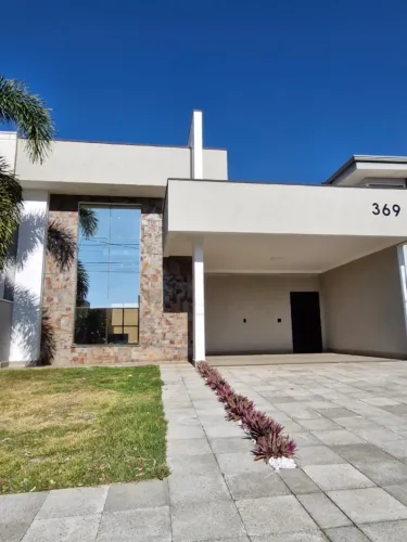 Casa prontinha para você mudar!!! com 3 suítes, piscina e energia fotovoltaica - é show.