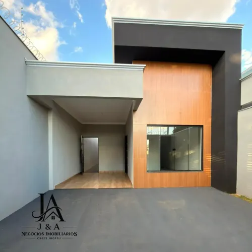 Casa á venda com 3 quartos sendo 1 suíte, área gourmet com churrasqueira