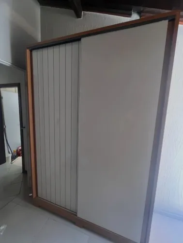 Promoção Guarda Roupa Off White - 15/1/26