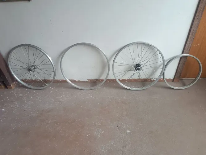 Leia Anúncio Rodas 26 largas extra forte raios inox cubos alumínio rolamento