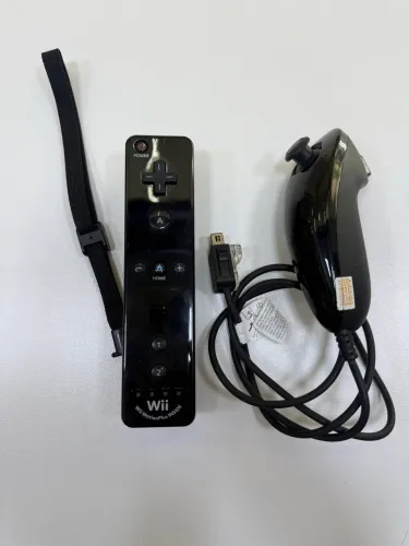 Remote e nunchuck pretos Wii
