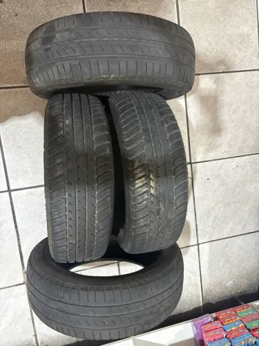 KIT 4 PNEUS 185/60 R15