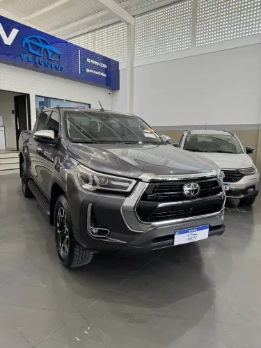 Toyota Hilux CD SRX 4X4 2.8 TDI 16V Diesel Aut. 2026