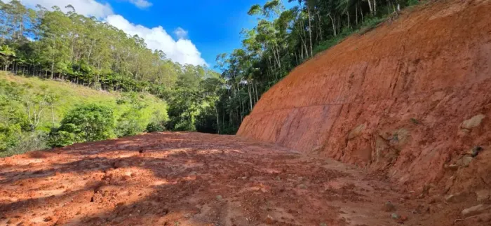 Seu Refúgio nas Montanhas: Terreno 20.000m² em Soído na Rota dos Ipês em Domingos Martins