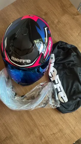 Capacete feminino Bieffe 