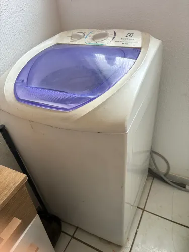 Vendo máquina de lavar 6kg - R$ 200,00 (aceito propostas)
