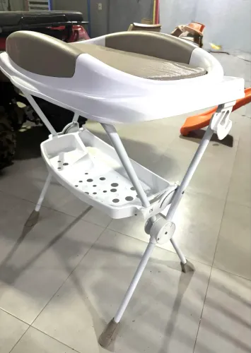 Banheira com trocador infantil