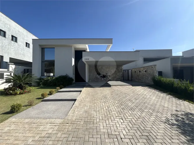 Casa à venda com 3 suítes no condomínio Alphaville Nova Esplanada 4, Votorantim - SP