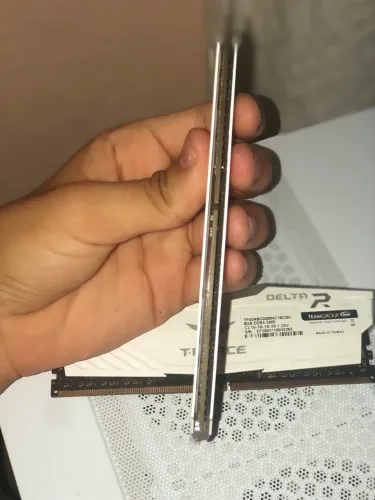 Memória ram ddr4 (2x8gb) 3000mhz