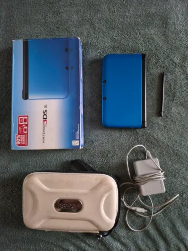 Nintendo 3DS XL completo (bloqueado)