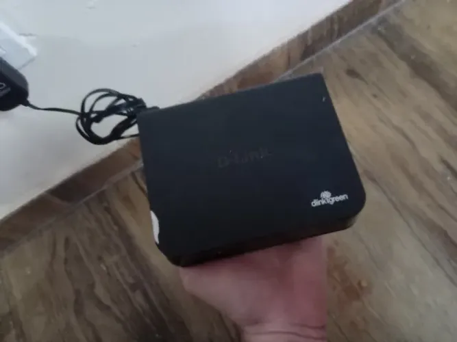 D-LINK, Fast-Ethernet 16 portas - DES-1016A