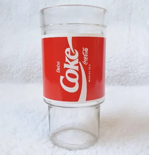 Copo de vidro coca cola
