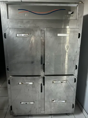 Refrigerador Semi-Industrial Gelopar (4 Portas) 