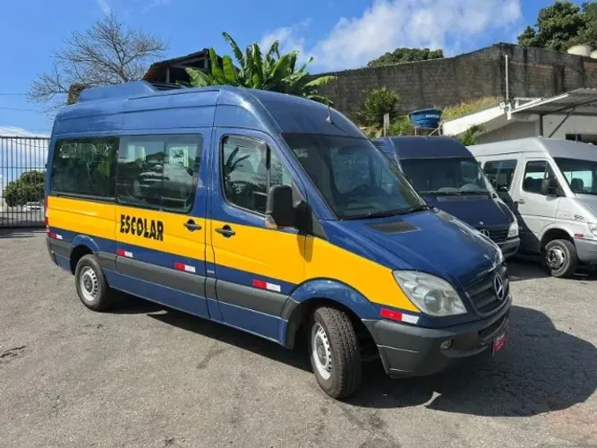 Mercedes-Benz Sprinter 415 Van Luxo T.a. 2.2 Diesel 2013
